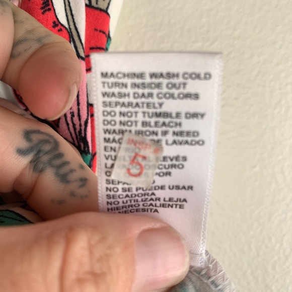 🌺FLORAL PENCIL SKIRT🌺 M - Picture 6 of 7